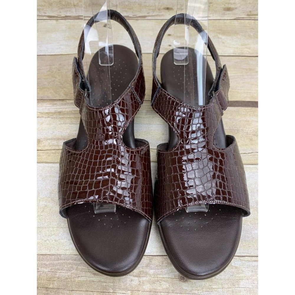 SAS Womens Tripad Leather Sandals Comfort Brown Croc Embossed Sz 11.5N